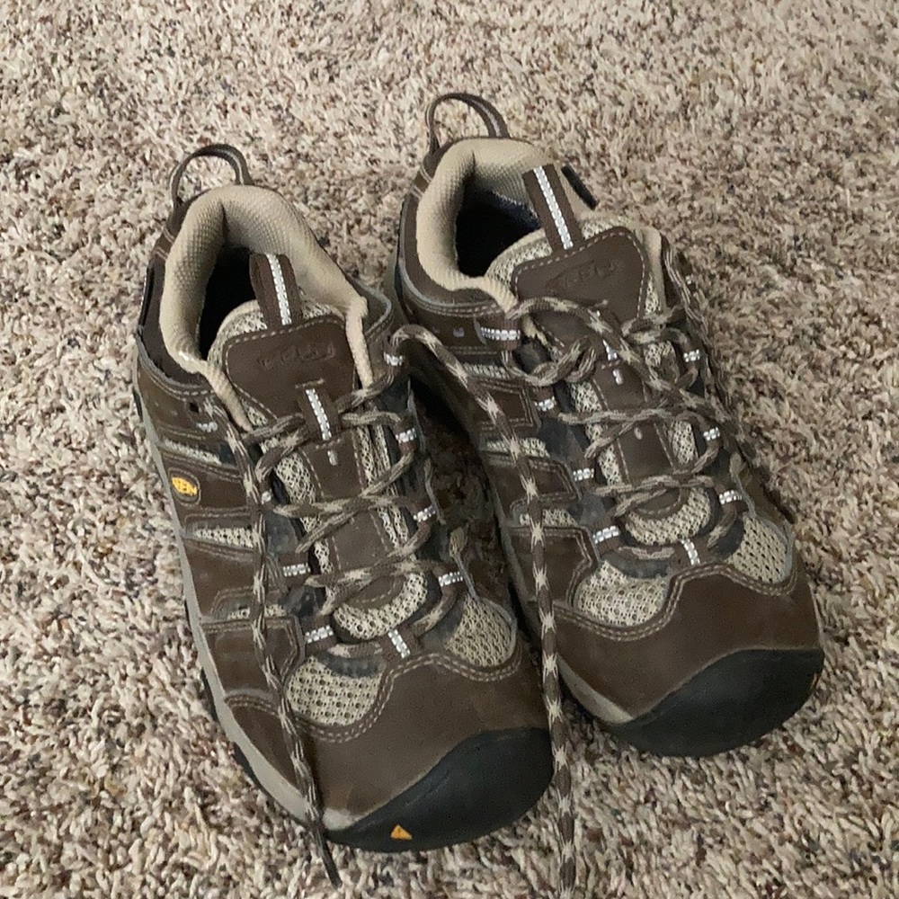 Keen hiking boots